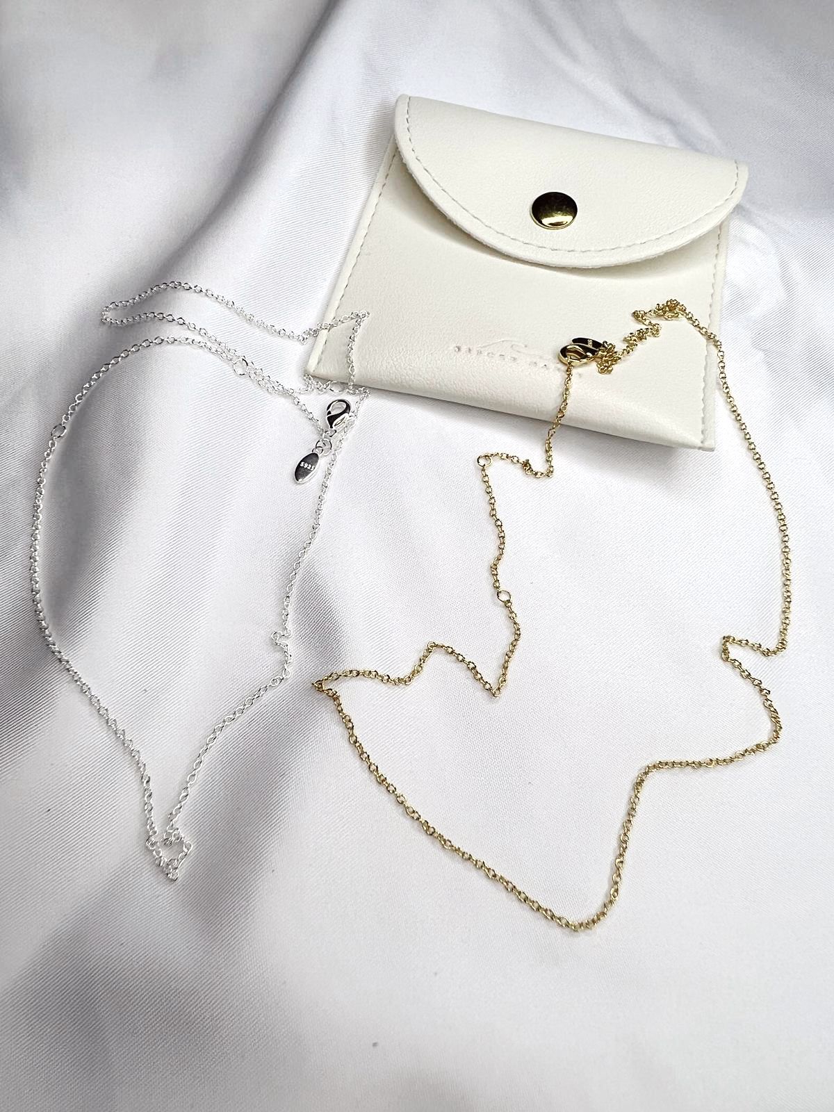 Collar fino