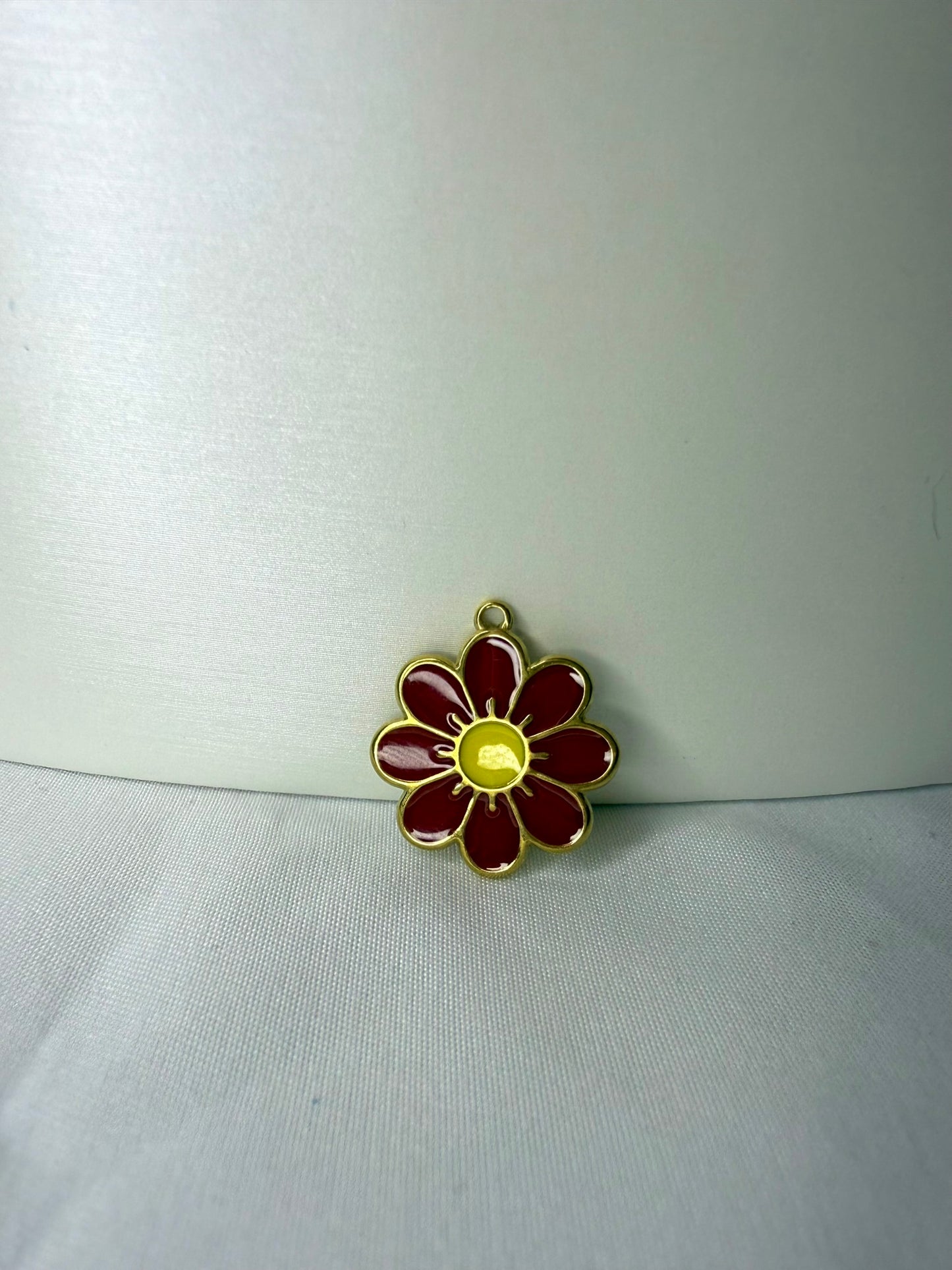 Token CM Red Daisy