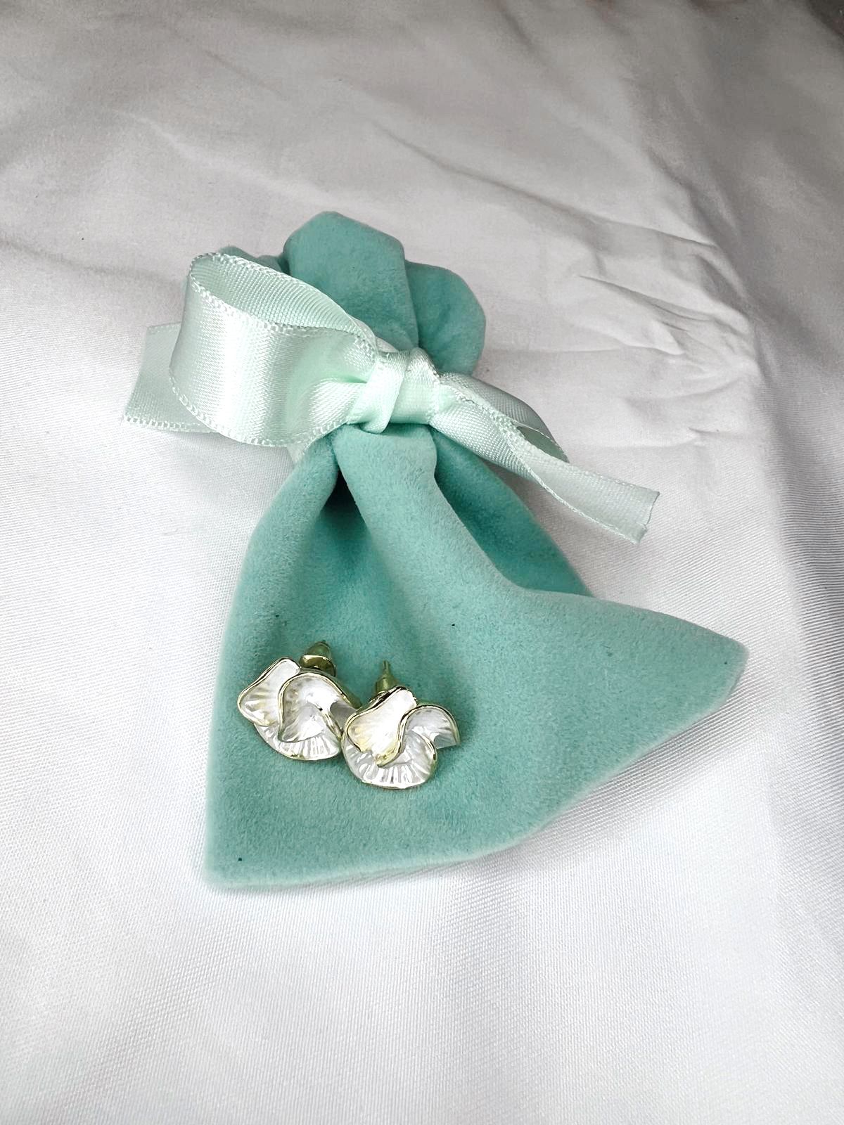 Pendientes Rosa Blanca