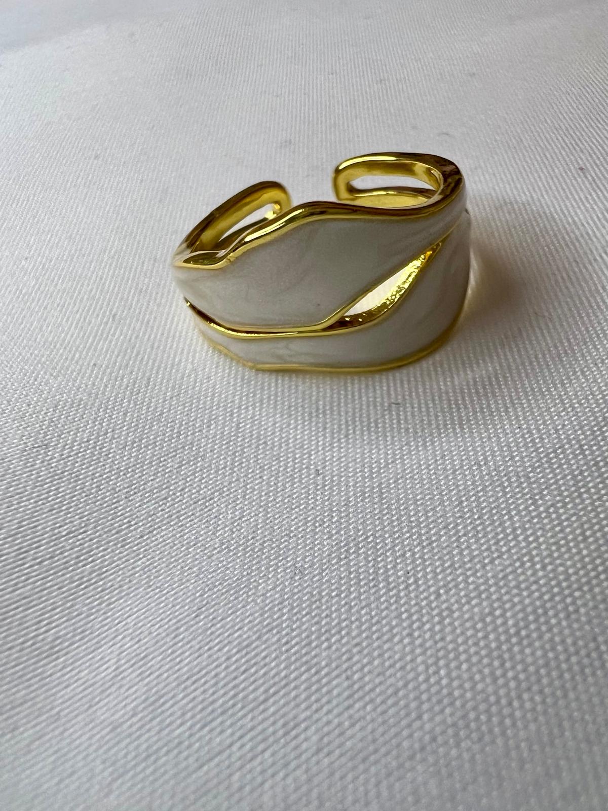 Anillo rosa blanca