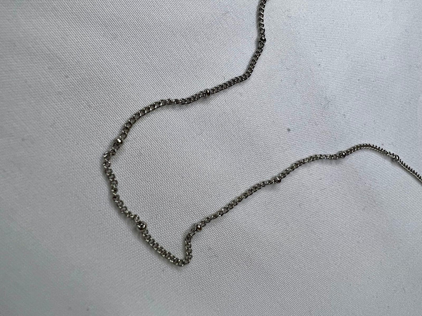 Collar bolitas
