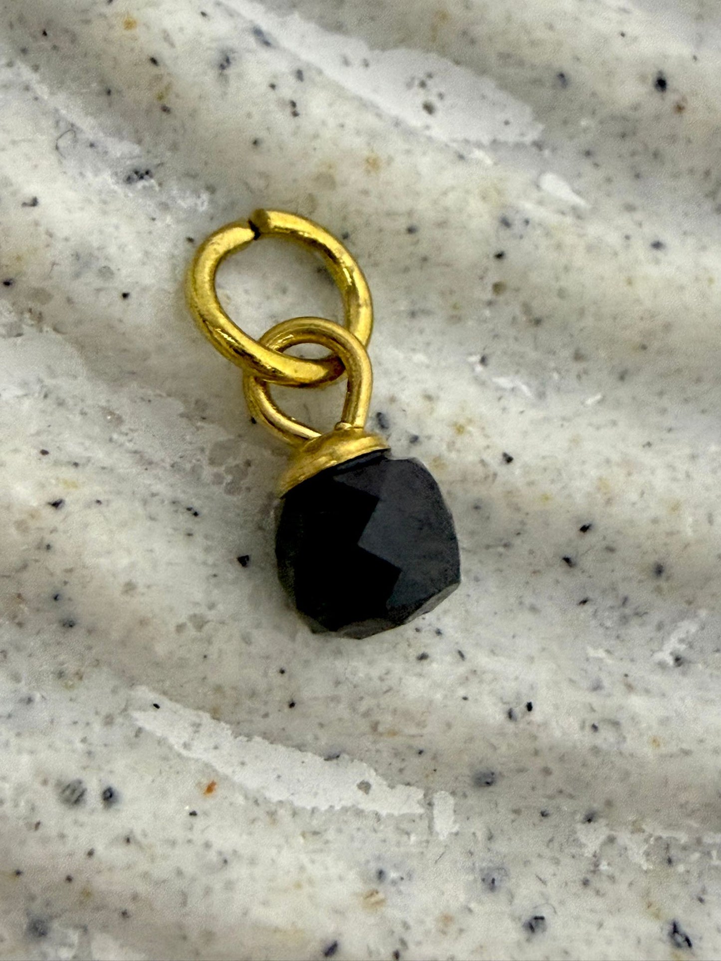 Token CM Stone dorada